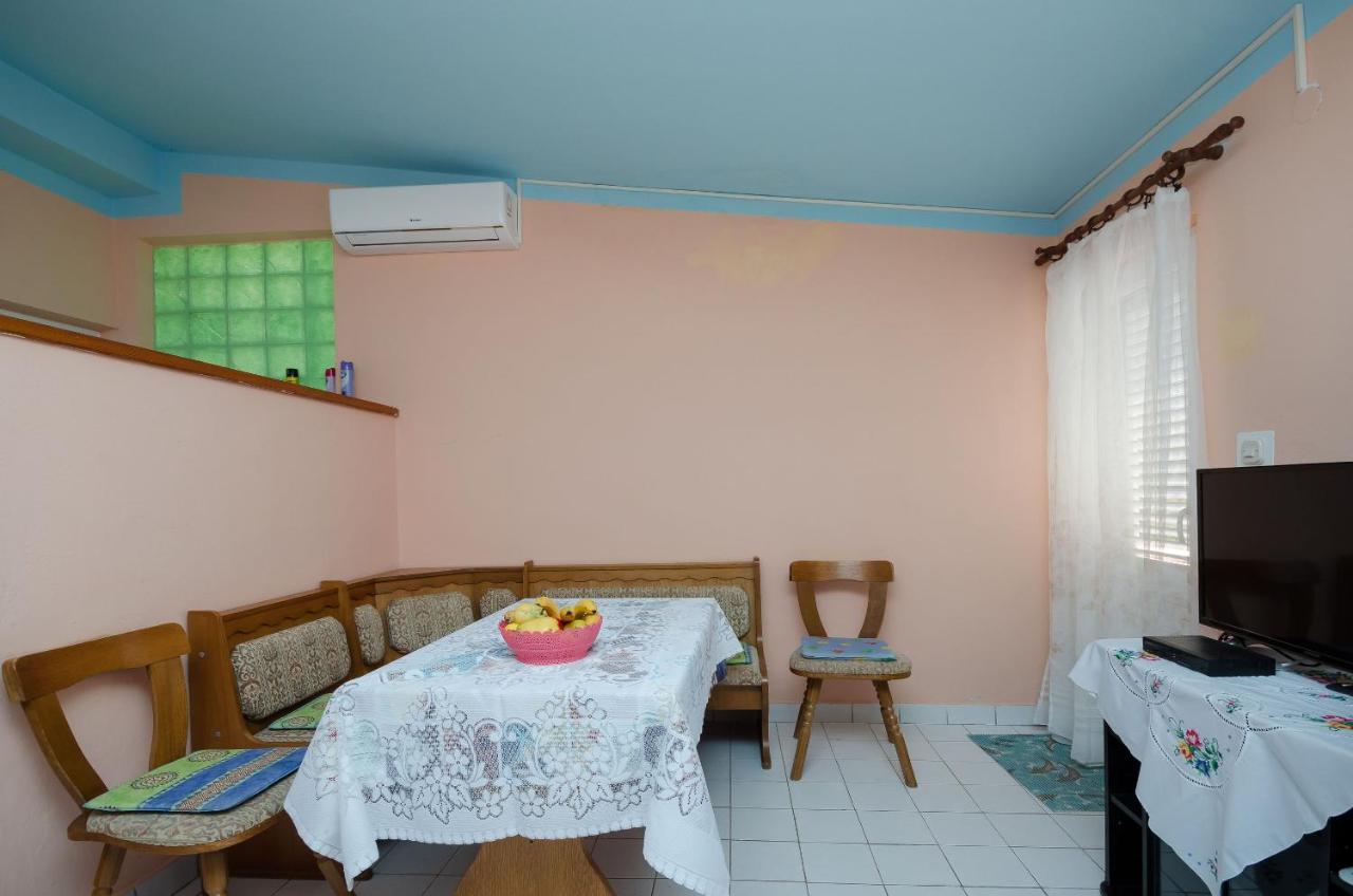 Apartment Marija Zdenko Lopar Buitenkant foto
